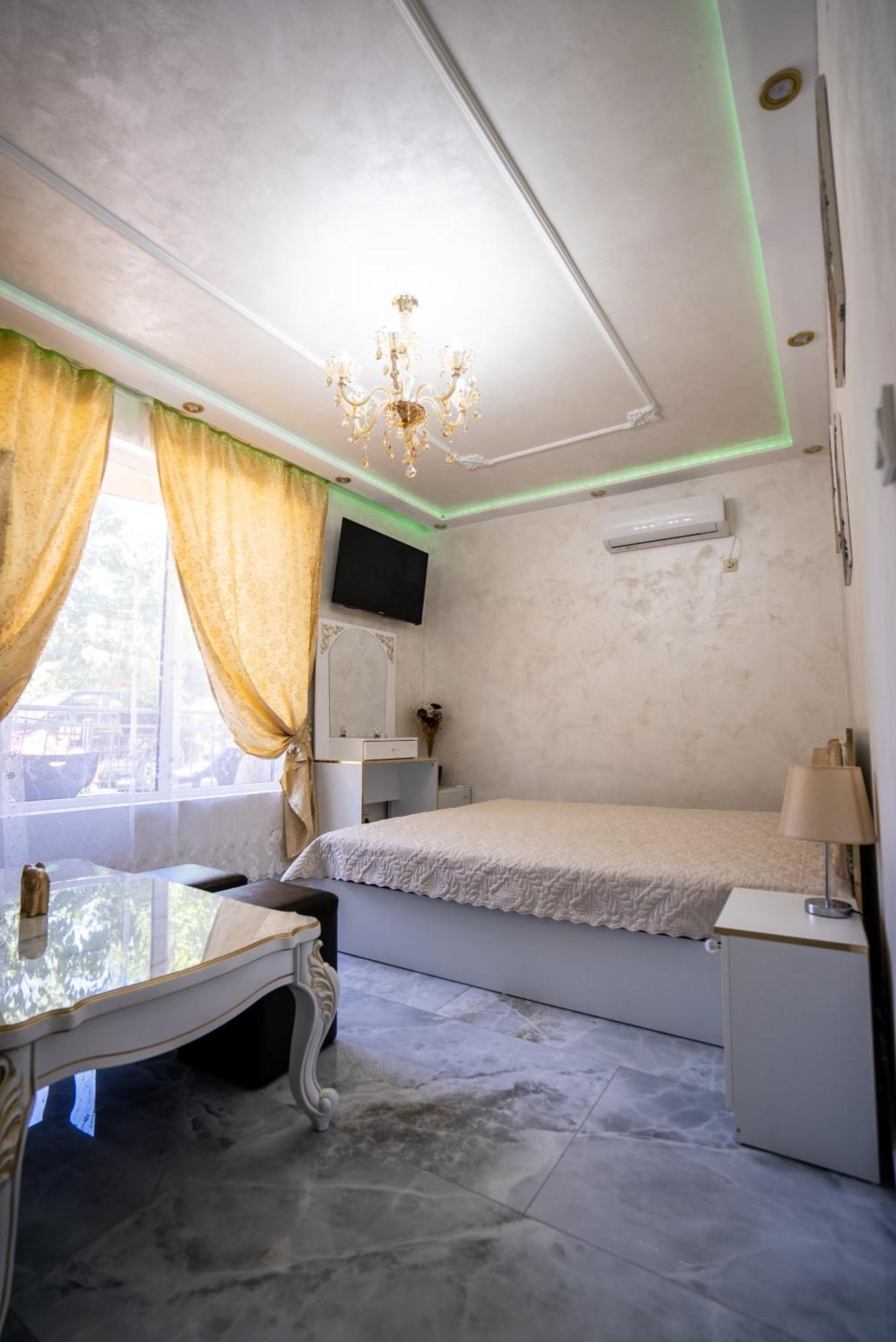 Ar Luxury Apartments Ravda Bagian luar foto