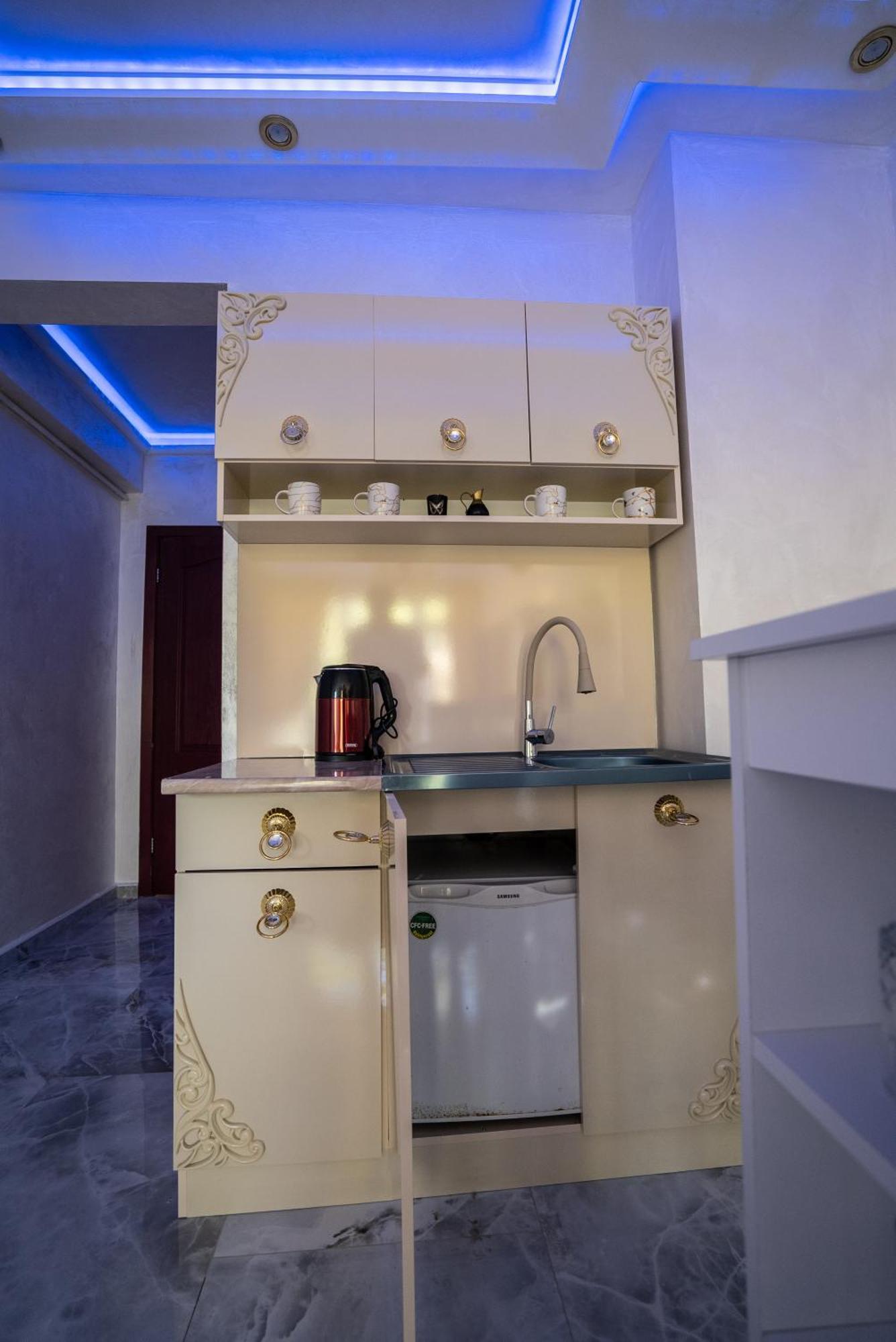Ar Luxury Apartments Ravda Bagian luar foto